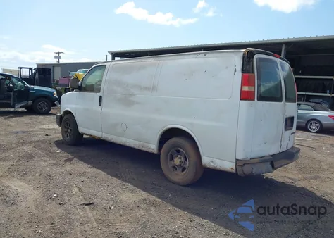 2005 Chevrolet Express from USA, damaged, VIN 1GCFG15X451181283